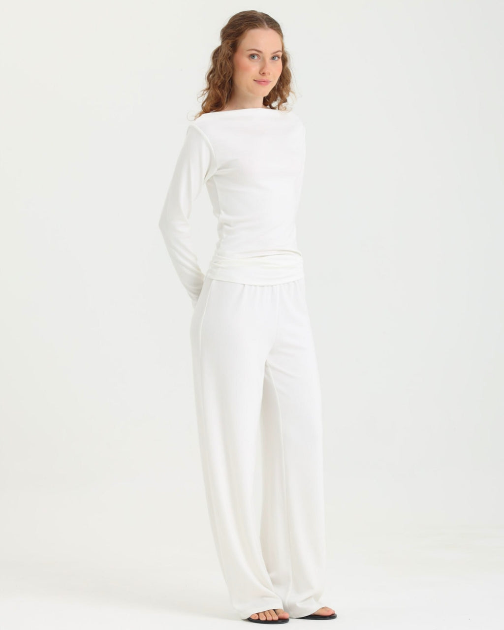 Dolce Beyaz Kayık Yaka Bluz - Pantolon Set