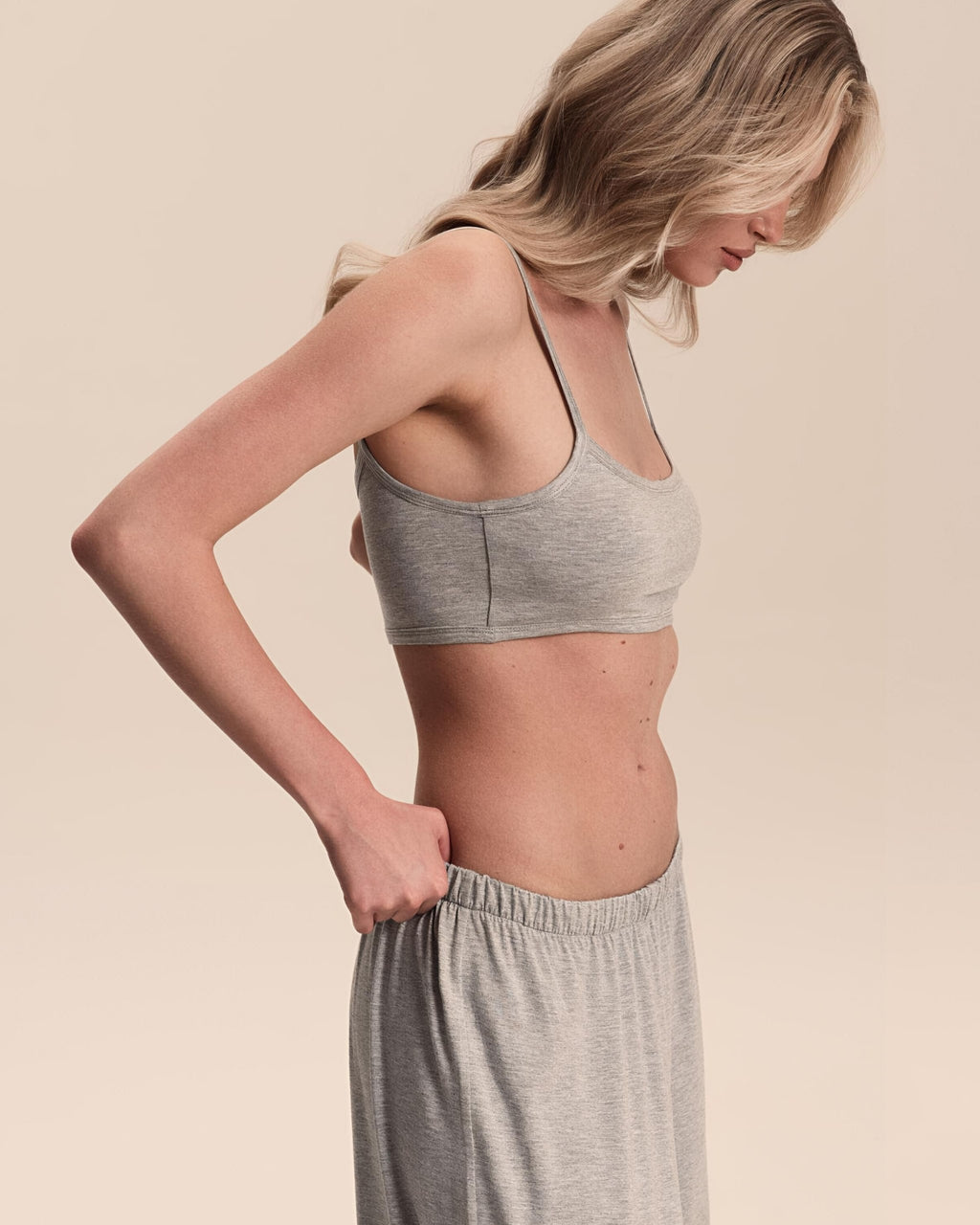 Dolce Gri Melanj Askılı Crop Top