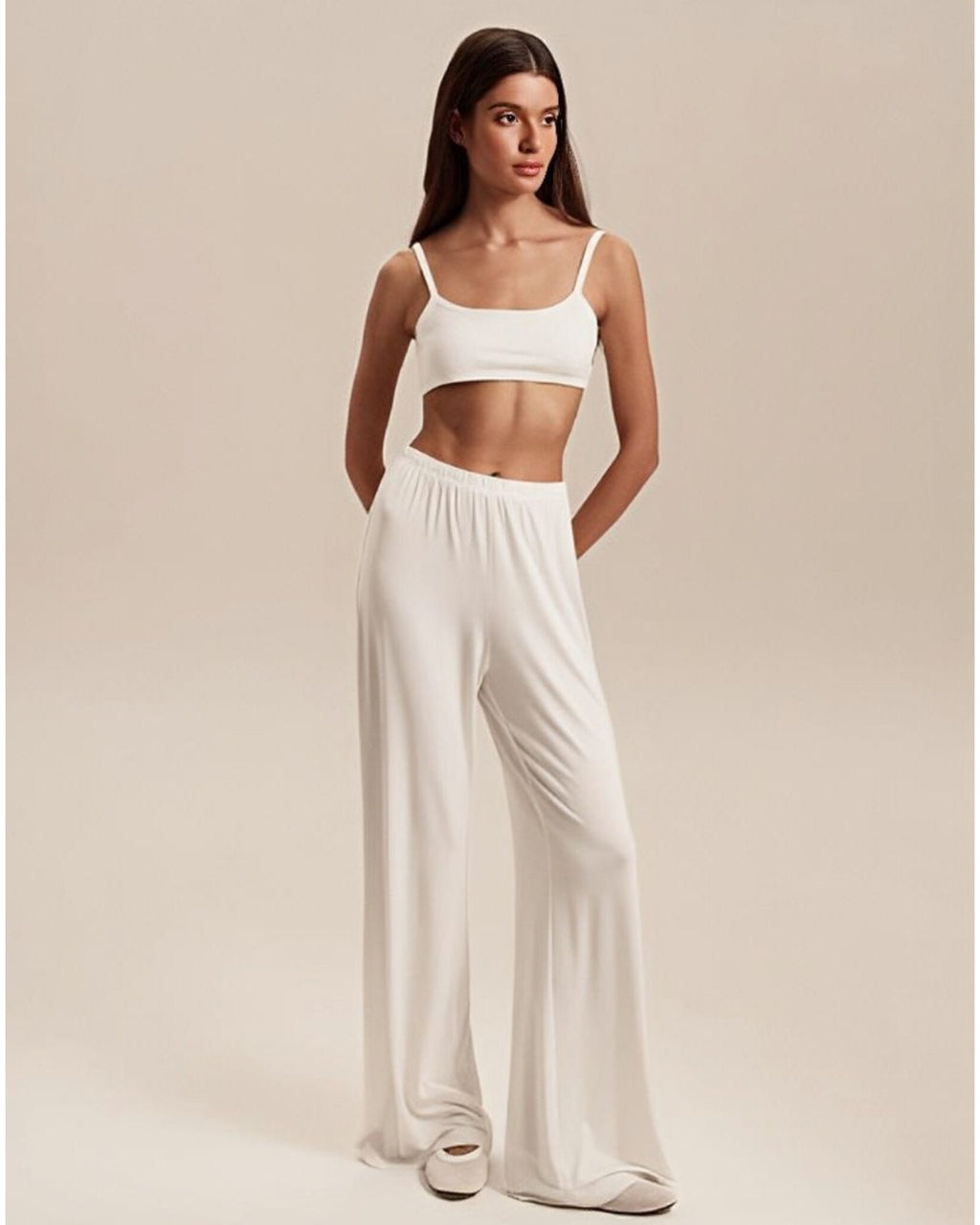 Dolce Beyaz Askılı Crop Top